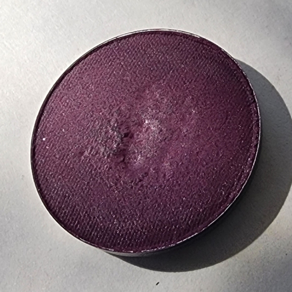 👁️ FREE Add-On Makeup Geek "Curfew" Eyeshadow Godet Refill - Picture 3 of 5